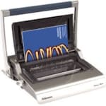 Capacité de perforation de 28 feuilles, capacité de reliure de 500 feuillesavec un anneau de 50mmPoinçon débrayable pour le format A5Profondeur de perforation réglable pour toutes les épaisseurs de documentsGrand bac de rangement en façade pour an